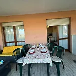 The Sun - With Pool Apartamento