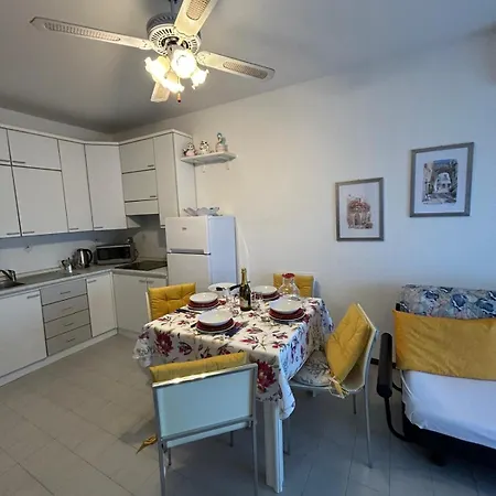 The Sun - With Pool Apartamento Manerba del Garda