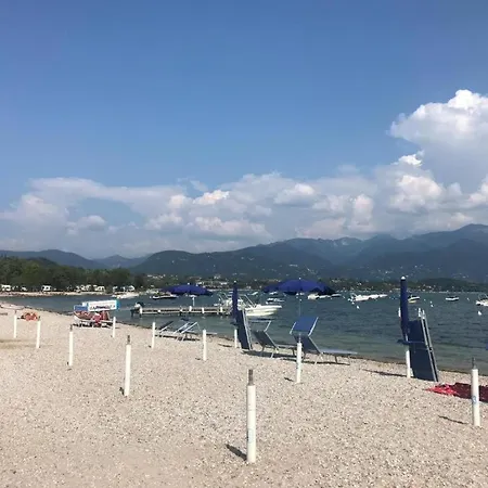Apartman The Sun - With Pool Manerba del Garda